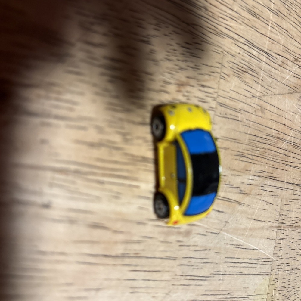 Galoob Micro Machines Volkswagen Beetle Bug Yellow Vintage 90s VW Car 1:200